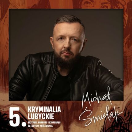 Zdjęcie spotkania: Michał Śmielak w Lubyczy Królewskiej – spotkanie z mistrzem kryminału.